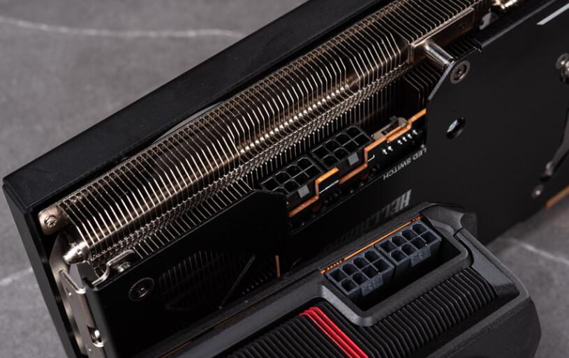 RX7800XT和RX7700XT性能对比评测 RX7800XT和RX7700XT性能对比评测