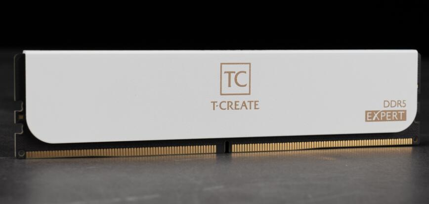 T-CREATE EXPERT DDR5 6400 MHz 32GB（2x16GB）內存开箱评测