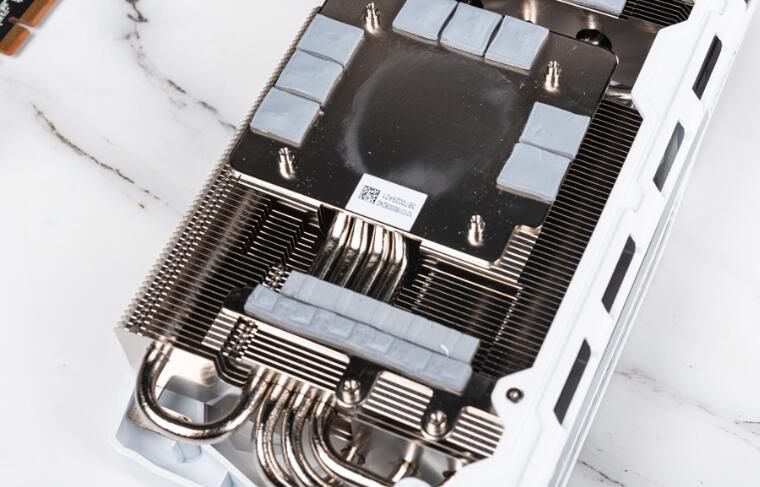 ASRock RX7900GRE Steel Legend开箱评测 ASRock RX7900GRE Steel Legend开箱评测