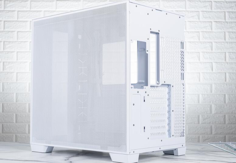 Antec C8 White机箱开箱评测 Antec C8 White机箱开箱评测