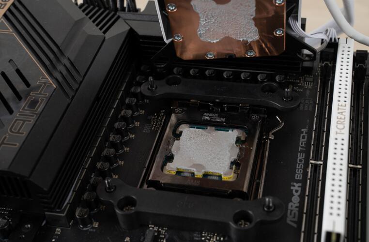 联力Galahad II LCD 360一体式水冷开箱评测 联力Galahad II LCD 360一体式水冷开箱评测