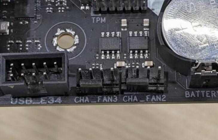 cpu opt是什么接口（主板常见接口详解）