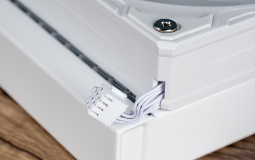 联力GALAHAD II TRINITY 360 White ARGB水冷开箱评测 联力GALAHAD II TRINITY 360 White ARGB水冷开箱评测