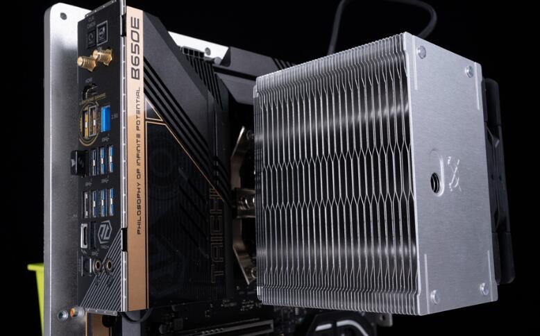 SCYTHE无限六塔式风冷散热器开箱评测 SCYTHE无限六塔式风冷散热器开箱评测