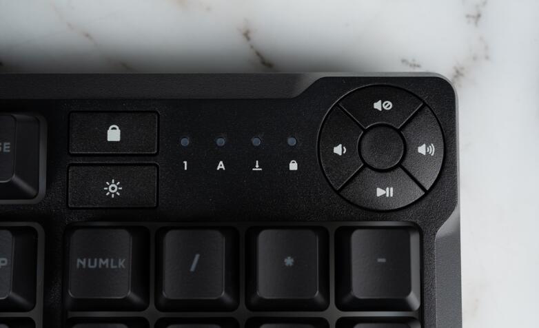 海盗船CORSAIR K55 CORE键盘开箱评测