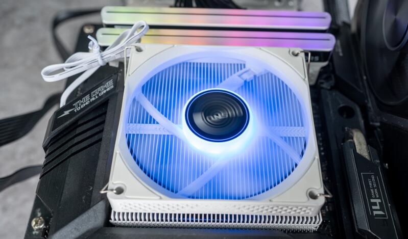 JONSBO乔思伯HX4170D薄型下吹式散热器开箱评测 JONSBO乔思伯HX4170D薄型下吹式散热器开箱评测