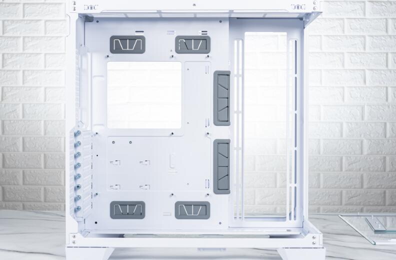 Antec C8 White机箱开箱评测 Antec C8 White机箱开箱评测