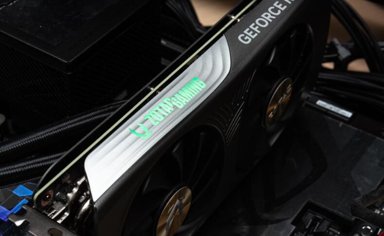 ZOTAC GAMING RTX4070SUPER TWIN EDGE OC开箱测试 ZOTAC GAMING RTX4070SUPER TWIN EDGE OC开箱测试