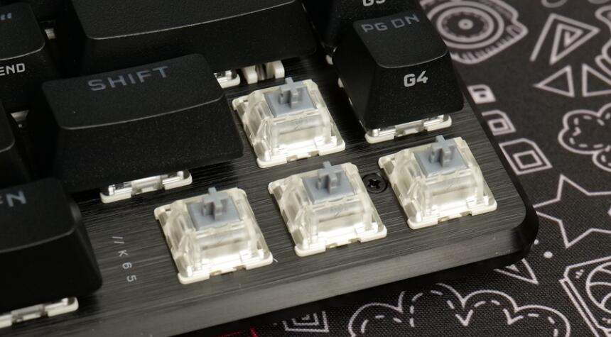 CORSAIR K65 Pro Mini电竞键盘