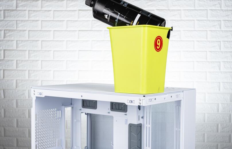 Antec C8 White机箱开箱评测 Antec C8 White机箱开箱评测