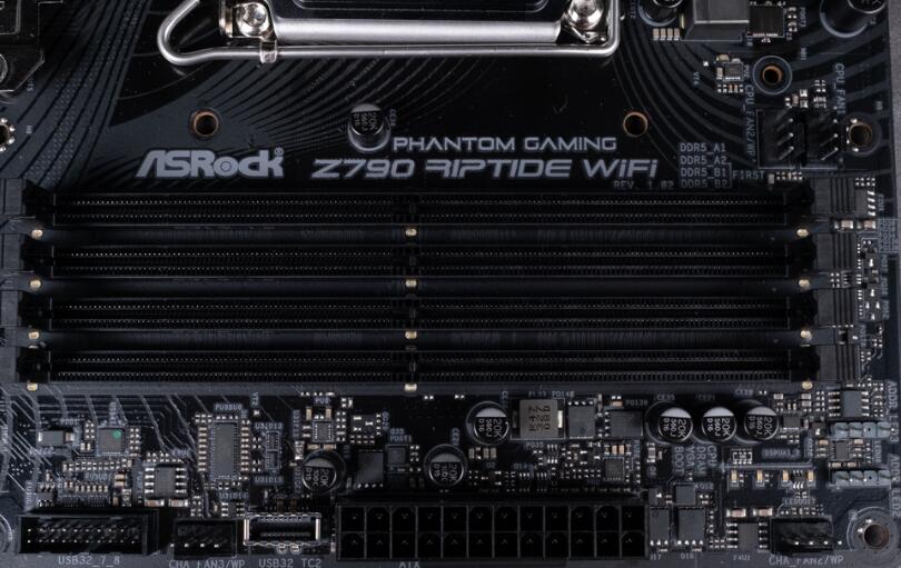 ASRock Phantom Gaming Z790 Riptide WiFi主板开箱评测 ASRock Phantom Gaming Z790 Riptide WiFi主板开箱评测