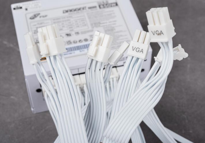 FSP全汉DAGGER PRO ATX3.0(PCIe5.0) 850W电源开箱评测 FSP全汉DAGGER PRO ATX3.0(PCIe5.0) 850W电源开箱评测