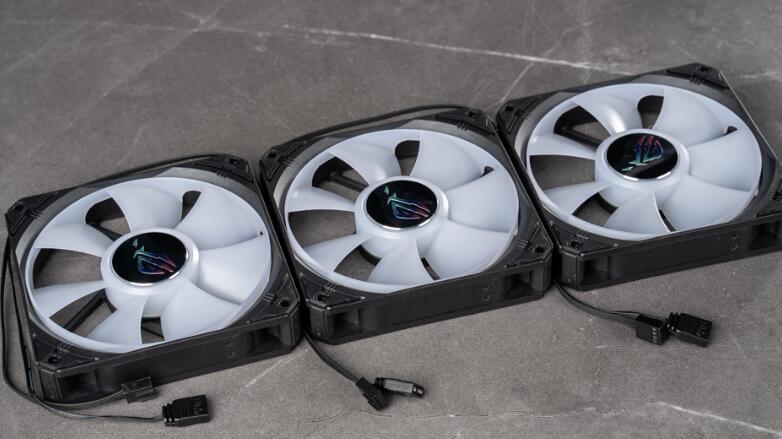 ROG Strix LC III 360 ARGB飞龙三代一体式水冷开箱评测 ROG Strix LC III 360 ARGB飞龙三代一体式水冷开箱评测