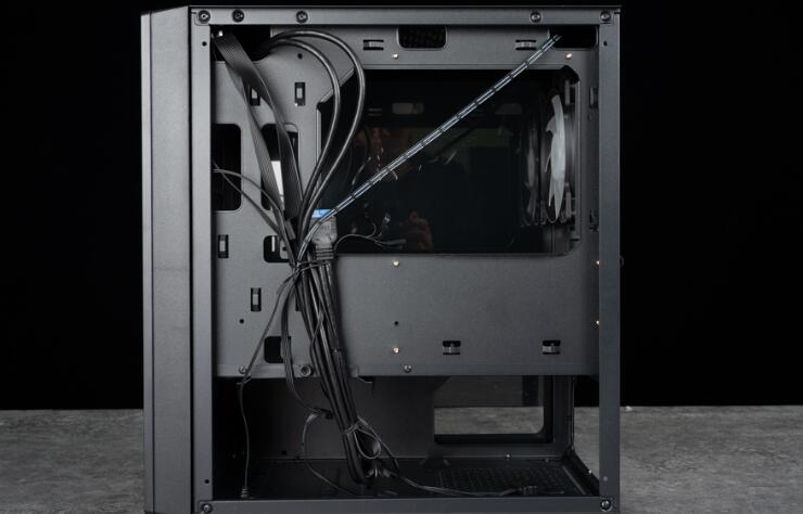 CORGAR美洲狮PURITY RGB迷你直立型机箱开箱评测 CORGAR美洲狮PURITY RGB迷你直立型机箱开箱评测