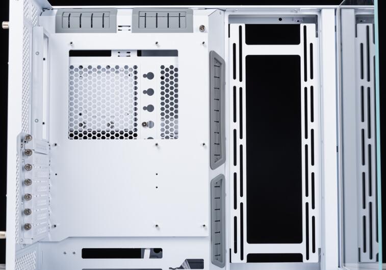 LIAN LI O11 VISION机箱开箱评测