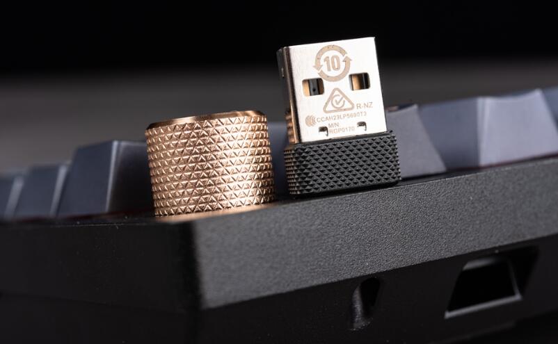 CORSAIR K65 PLUS WIRELESS机械键盘开箱 CORSAIR K65 PLUS WIRELESS机械键盘开箱