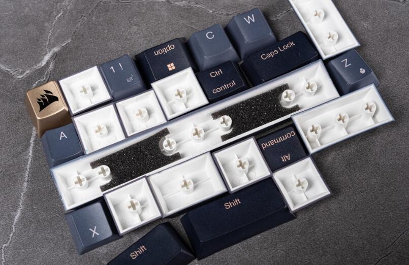 CORSAIR K65 PLUS WIRELESS机械键盘开箱 CORSAIR K65 PLUS WIRELESS机械键盘开箱