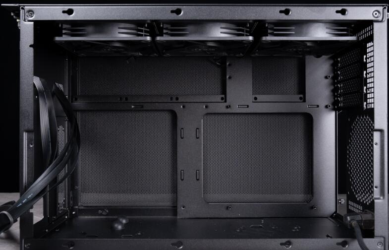 银欣SUGO 17机箱开箱评测 银欣SUGO 17机箱开箱评测