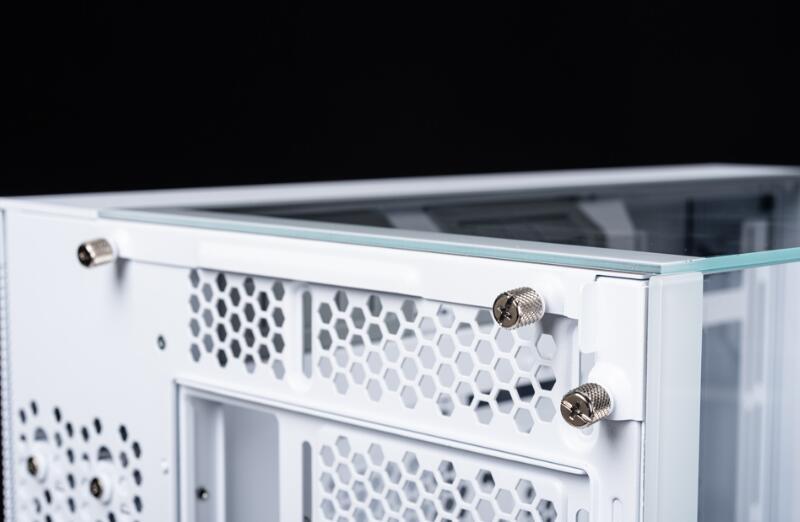 LIAN LI O11 VISION机箱开箱评测