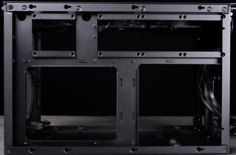 银欣SUGO 17机箱开箱评测 银欣SUGO 17机箱开箱评测