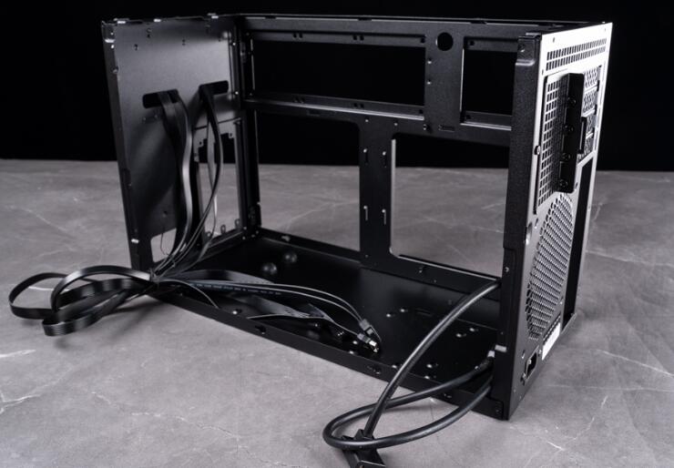 银欣SUGO 17机箱开箱评测 银欣SUGO 17机箱开箱评测