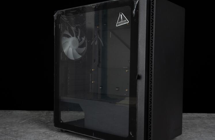 CORGAR美洲狮PURITY RGB迷你直立型机箱开箱评测 CORGAR美洲狮PURITY RGB迷你直立型机箱开箱评测